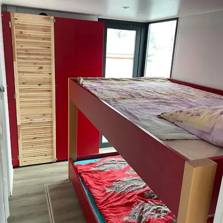 Cosy Explorer - Fuehrerscheinfrei Botel